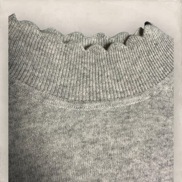 Nanette Lepore Women Cashmere Sweater Gray Pullover Knit Scallop Long Sleeve XS - Picture 4 of 6